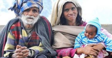 Un Fermier Indien Est Devenu Père Pour La Première Fois À L’âge De 94 Ans. Comment Ils Vivent Maintenant