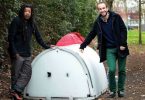 Un Ingénieur Invente Des «cabines» Pour Les Sans-abri Qui Se Réchauffent En Hiver